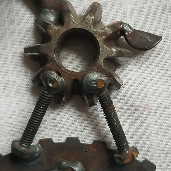 ๐ UNIQUE Handmade Moose Screws & Nails Key Holder - Picture 6 of 10